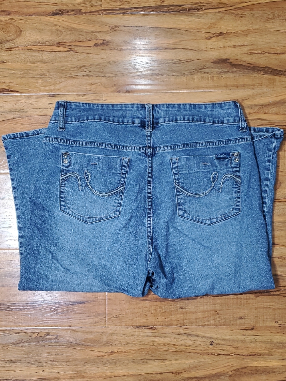 Duplex Denim Capris Size 14